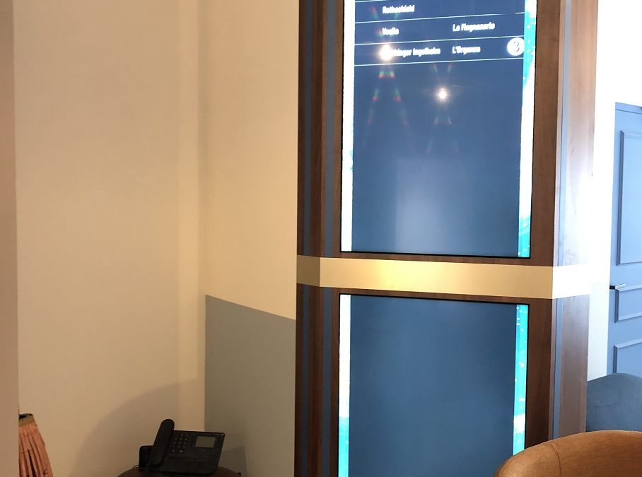 Un Totem d’affichage de réservation de salle